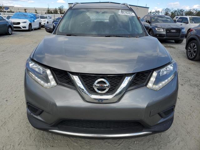 KNMAT2MV5FP549626 - 2015 NISSAN ROGUE S GRAY photo 5