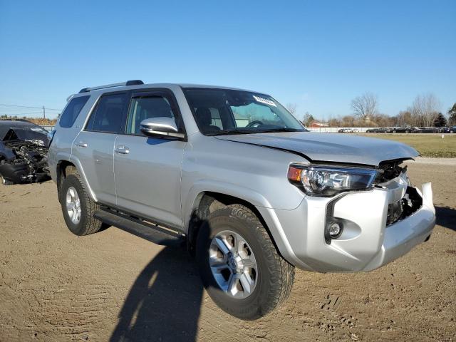 JTENU5JR2N6019038 - 2022 TOYOTA 4RUNNER SR5/SR5 PREMIUM 银色 照片 4