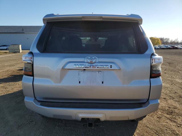 JTENU5JR2N6019038 - 2022 TOYOTA 4RUNNER SR5/SR5 PREMIUM 银色 照片 6