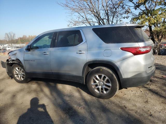 1GNERFKW2JJ242758 - 2018 CHEVROLET TRAVERSE LS SILVER photo 2