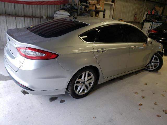 1FA6P0H71E5399251 - 2014 FORD FUSION SE SILVER photo 3