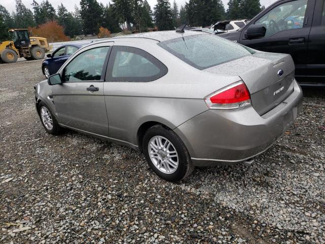 1FAHP33N58W295229 - 2008 FORD FOCUS SE SILVER photo 2