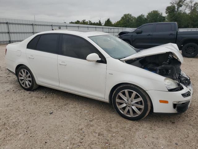 3VWRJ7AJ5AM013777 - 2010 VOLKSWAGEN JETTA WOLFSBURG 白色 照片 4