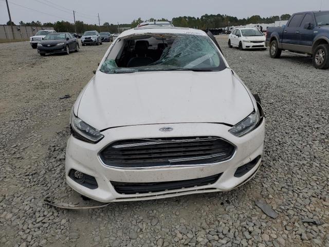 3FA6P0H99GR109999 - 2016 FORD FUSION SE WHITE photo 5