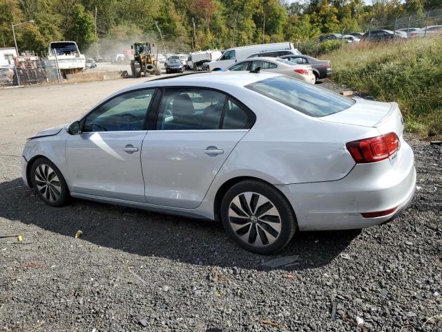 3VW637AJ5DM272495 - 2013 VOLKSWAGEN JETTA HYBRID SILVER photo 2