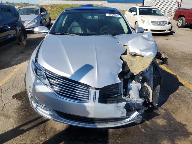 3LN6L2G92GR612479 - 2016 LINCOLN MKZ SILVER photo 5
