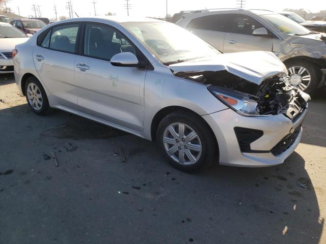 3KPA24AD5ME406120 - 2021 KIA RIO LX SILVER photo 4