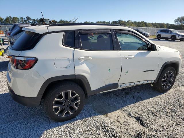 3C4NJDABXKT847026 - 2019 JEEP COMPASS SPORT WHITE photo 3