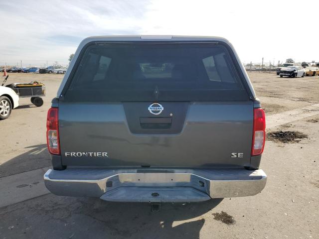 1N6AD09U07C407384 - 2007 NISSAN FRONTIER CREW CAB LE GRAY photo 6