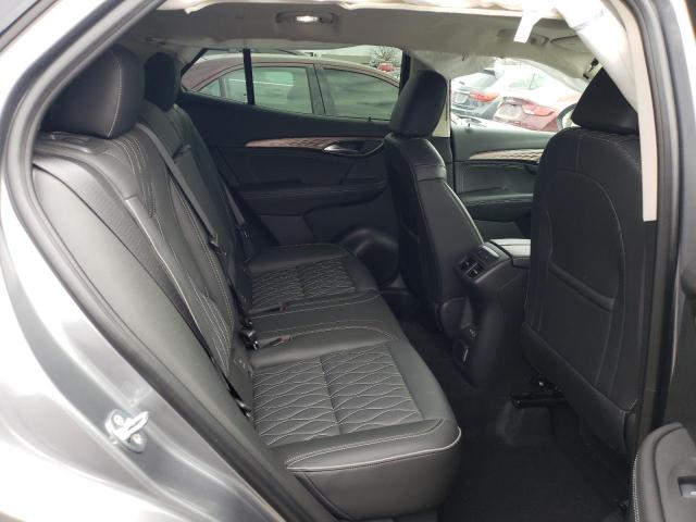 LRBFZSR4XND032986 - 2022 BUICK ENVISION AVENIR GRAY photo 11