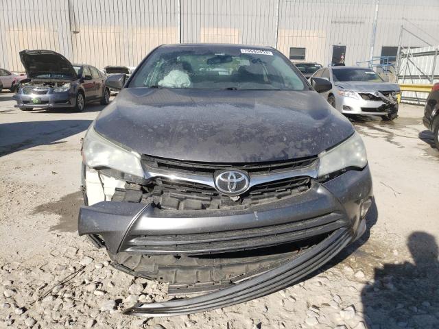 4T1BF1FK6GU503262 - 2016 TOYOTA CAMRY LE CHARCOAL photo 5