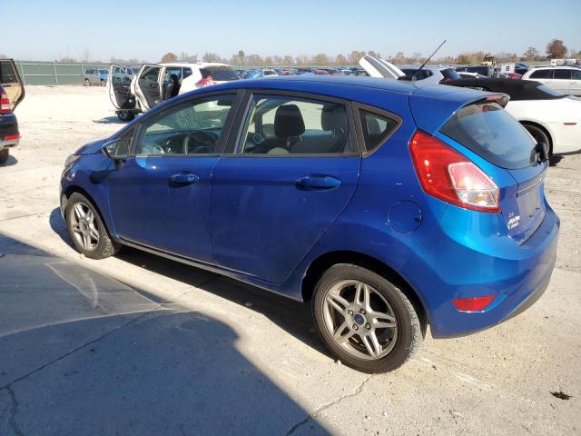 3FADP4EJ4JM128672 - 2018 FORD FIESTA SE BLUE photo 2