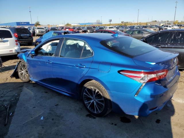 4T1G11AK2LU309981 - 2020 TOYOTA CAMRY SE BLUE photo 2