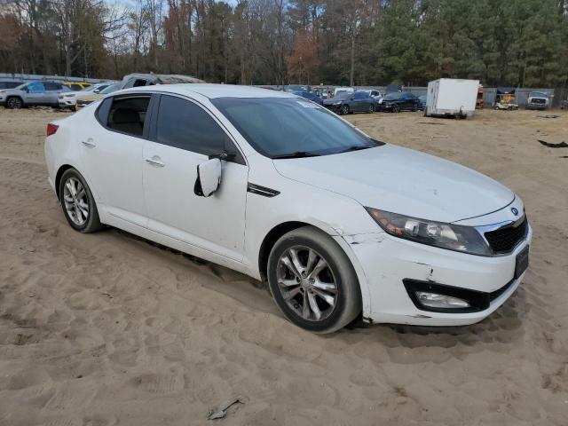 5XXGM4A78CG056907 - 2012 KIA OPTIMA LX WHITE photo 4