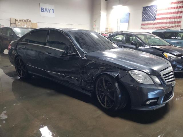 WDDHF8HB8AA073236 - 2010 MERCEDES-BENZ E 350 4MATIC CHARCOAL photo 4