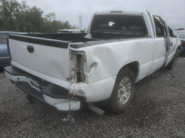 1GCEC19X44Z179342 - 2004 CHEVROLET SILVERADO2 C1500 WHITE photo 3