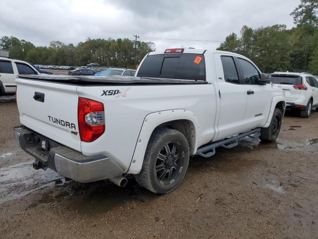 5TFRM5F1XFX085163 - 2015 TOYOTA TUNDRA DOUBLE CAB SR/SR5 WHITE photo 3