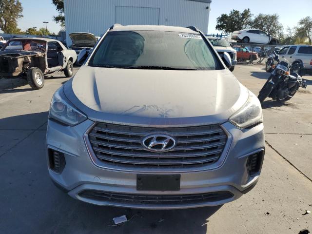 KM8SM4HF3JU268687 - 2018 HYUNDAI SANTA FE SE SILVER photo 5