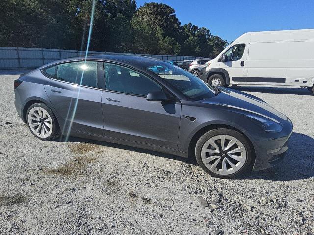 5YJ3E1EA0NF286415 - 2022 TESLA MODEL 3 GRAY photo 4