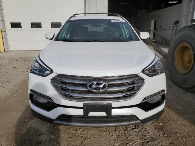 5NMZUDLB8HH040127 - 2017 HYUNDAI SANTA FE S WHITE photo 5