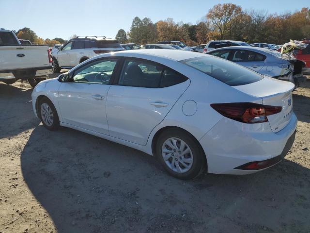 5NPD74LF3KH423715 - 2019 HYUNDAI ELANTRA SE WHITE photo 2