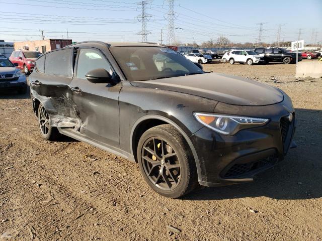 ZASPAKBNXK7C40934 - 2019 ALFA ROMEO STELVIO TI BLACK photo 4