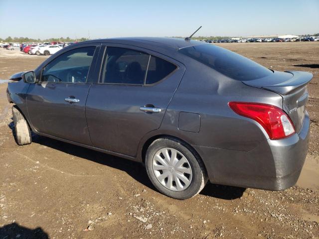 3N1CN7AP5HL840456 - 2017 NISSAN VERSA S GRAY photo 2