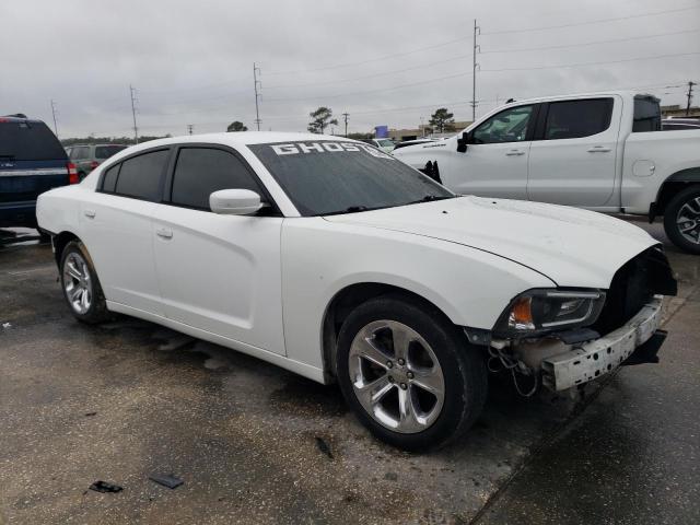 2C3CDXBG6EH113169 - 2014 DODGE CHARGER SE WHITE photo 4