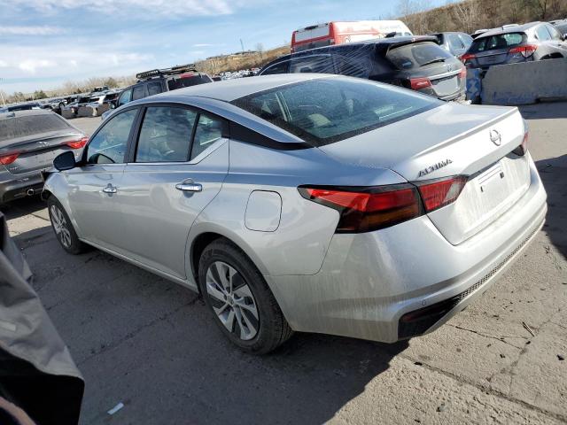 1N4BL4BV9PN370477 - 2023 NISSAN ALTIMA S SILVER photo 2