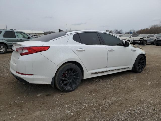 5XXGR4A61DG134678 - 2013 KIA OPTIMA SX WHITE photo 3