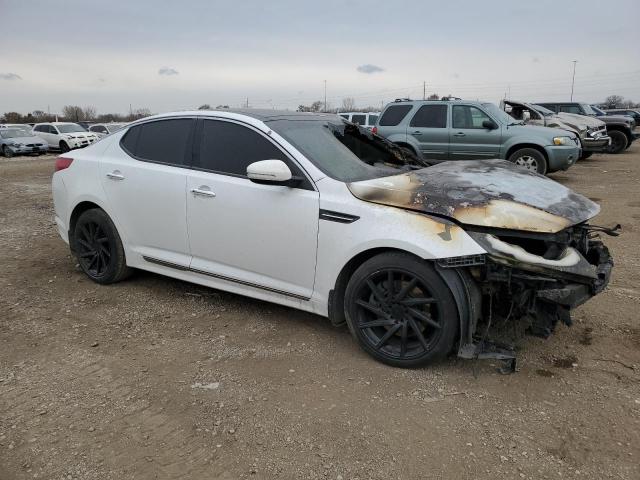 5XXGR4A61DG134678 - 2013 KIA OPTIMA SX WHITE photo 4