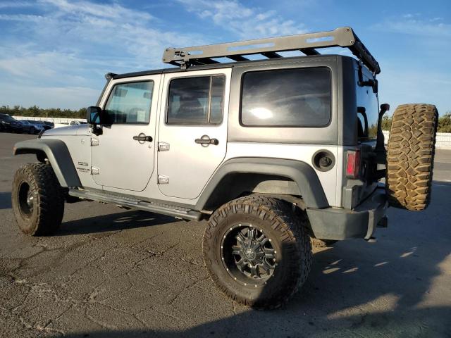 1C4BJWDG7EL121453 - 2014 JEEP WRANGLER U SPORT SILVER photo 2