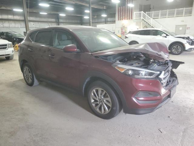 KM8J23A4XHU261637 - 2017 HYUNDAI TUCSON SE BURGUNDY photo 4