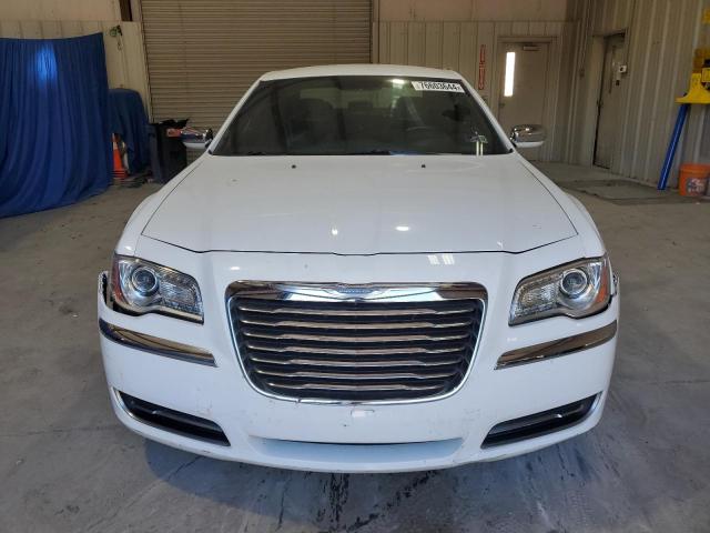 2C3CCAAG0EH288566 - 2014 CHRYSLER 300 WHITE photo 5