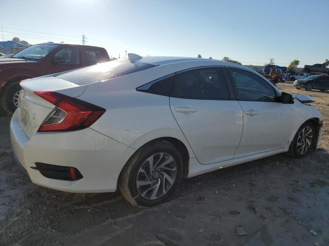 19XFC2F72JE009986 - 2018 HONDA CIVIC EX WHITE photo 3