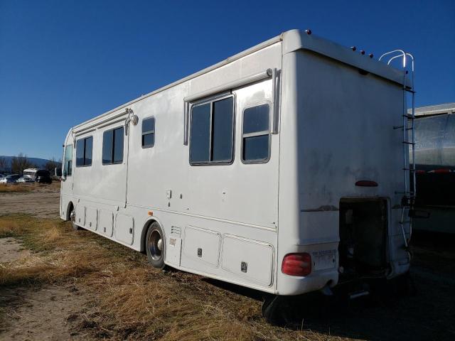 4UZAAHAK73CM16173 - 2003 FREIGHTLINER CHASSIS X LINE MOTOR HOME WHITE photo 3