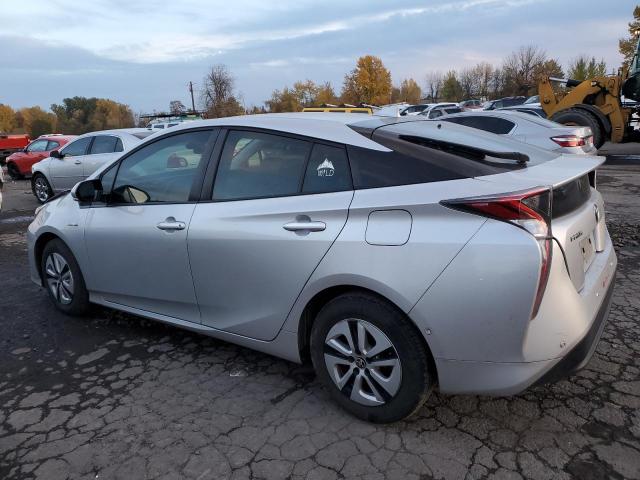 JTDKBRFU7J3595771 - 2018 TOYOTA PRIUS SILVER photo 2