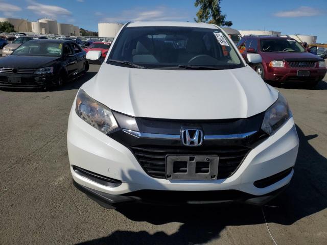 3CZRU6H3XGM748639 - 2016 HONDA HR-V LX WHITE photo 5