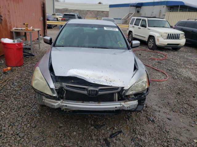 1HGCM56495A156307 - 2005 HONDA ACCORD LX SILVER photo 5