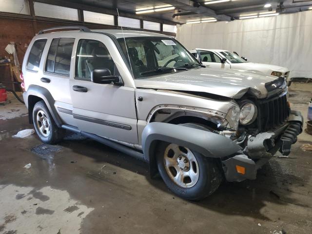 1J4GL48K15W708775 - 2005 JEEP LIBERTY SPORT SILVER photo 4