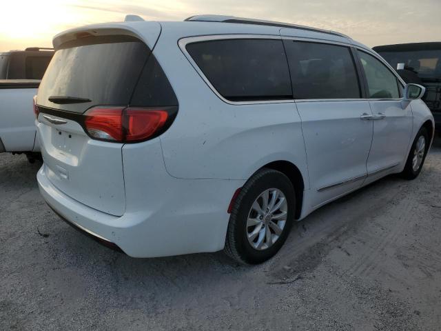 2C4RC1BG5KR626585 - 2019 CHRYSLER PACIFICA TOURING L WHITE photo 3