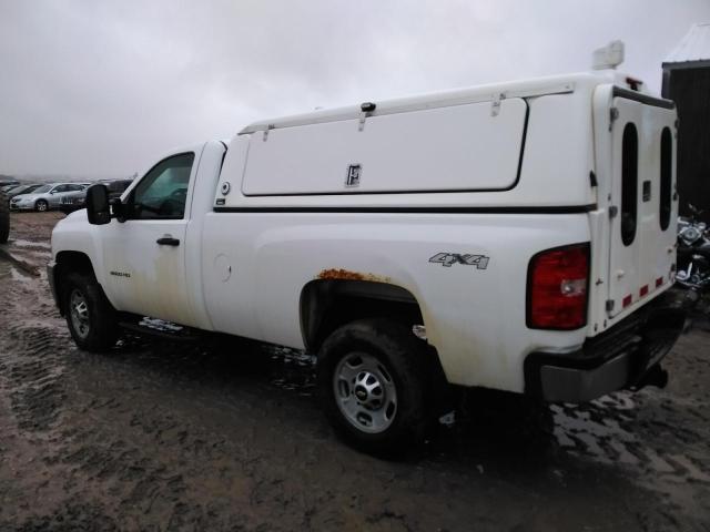 1GC0KVCG7CZ344148 - 2012 CHEVROLET K2500 SILV K2500 HEAVY DUTY WHITE photo 2