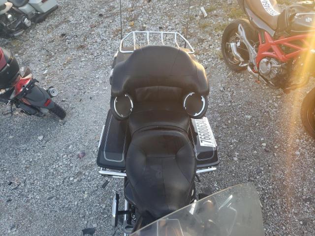 1HD1FCW186Y699407 - 2006 HARLEY-DAVIDSON FLHTCUI 黑色 照片 5