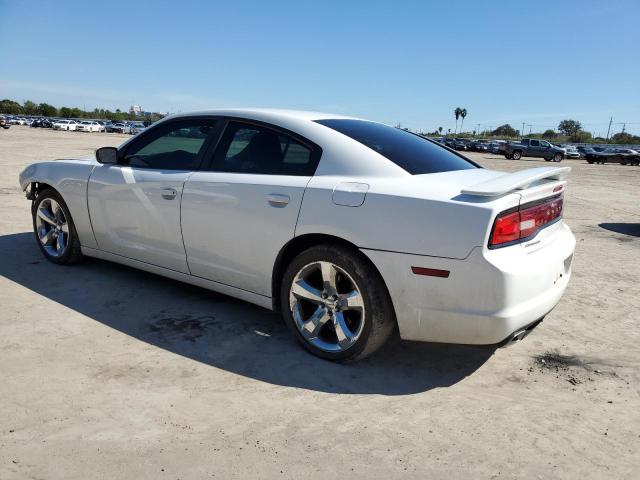 2C3CDXBG8EH306990 - 2014 DODGE CHARGER SE WHITE photo 2