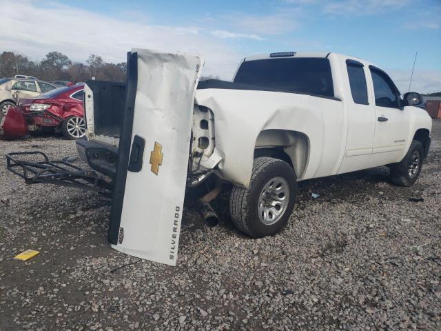 1GCRCREA1DZ403622 - 2013 CHEVROLET SILVERADO C1500  LS WHITE photo 3