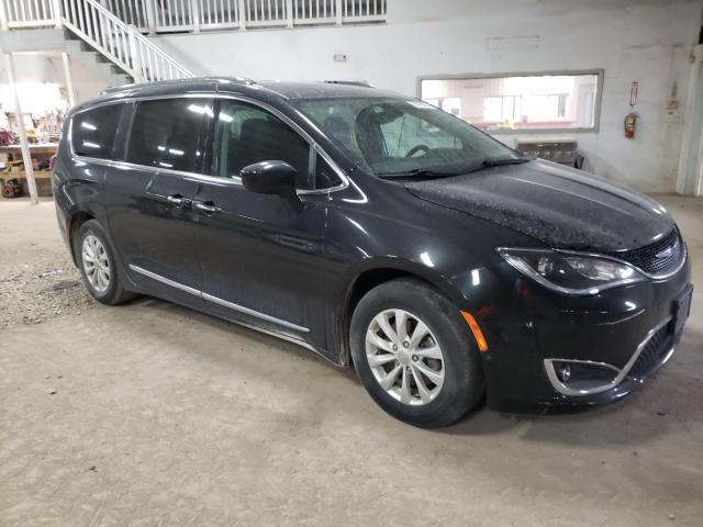 2C4RC1BG0JR246794 - 2018 CHRYSLER PACIFICA TOURING L BLACK photo 4