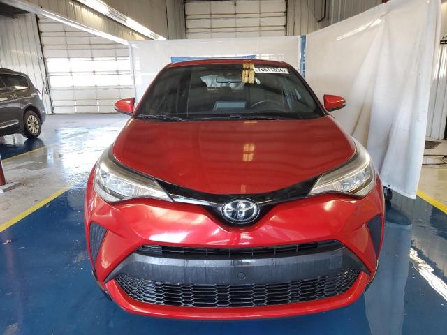 JTNKHMBXXL1083837 - 2020 TOYOTA C-HR XLE RED photo 5