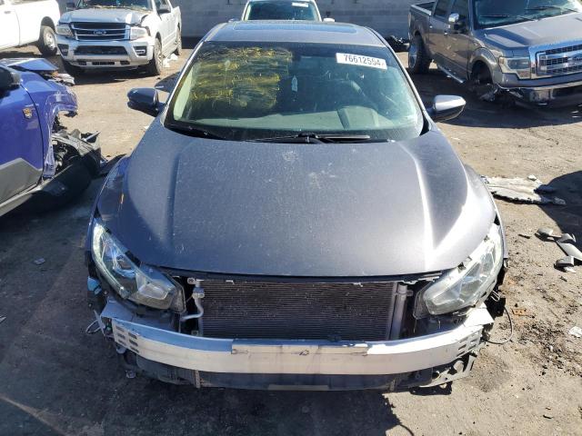 JHMFC1F75JX033918 - 2018 HONDA CIVIC EXL ნაცრისფერი ფოტო 5