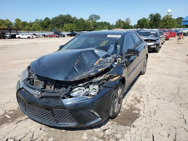 4T1BF1FK3HU745394 - 2017 TOYOTA CAMRY LE CHARCOAL photo 2