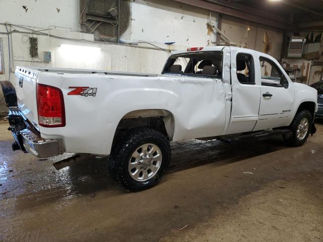 1GT523CG5DZ270689 - 2013 GMC SIERRA K3500 SLE WHITE photo 3